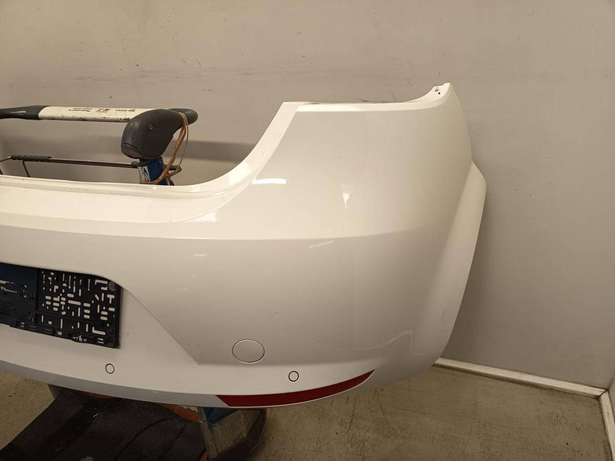 Seat Leon 1P orig Sto&szlig;stange hinten Sto&szlig;f&auml;nger LB9A Wei&szlig; Bj 2007