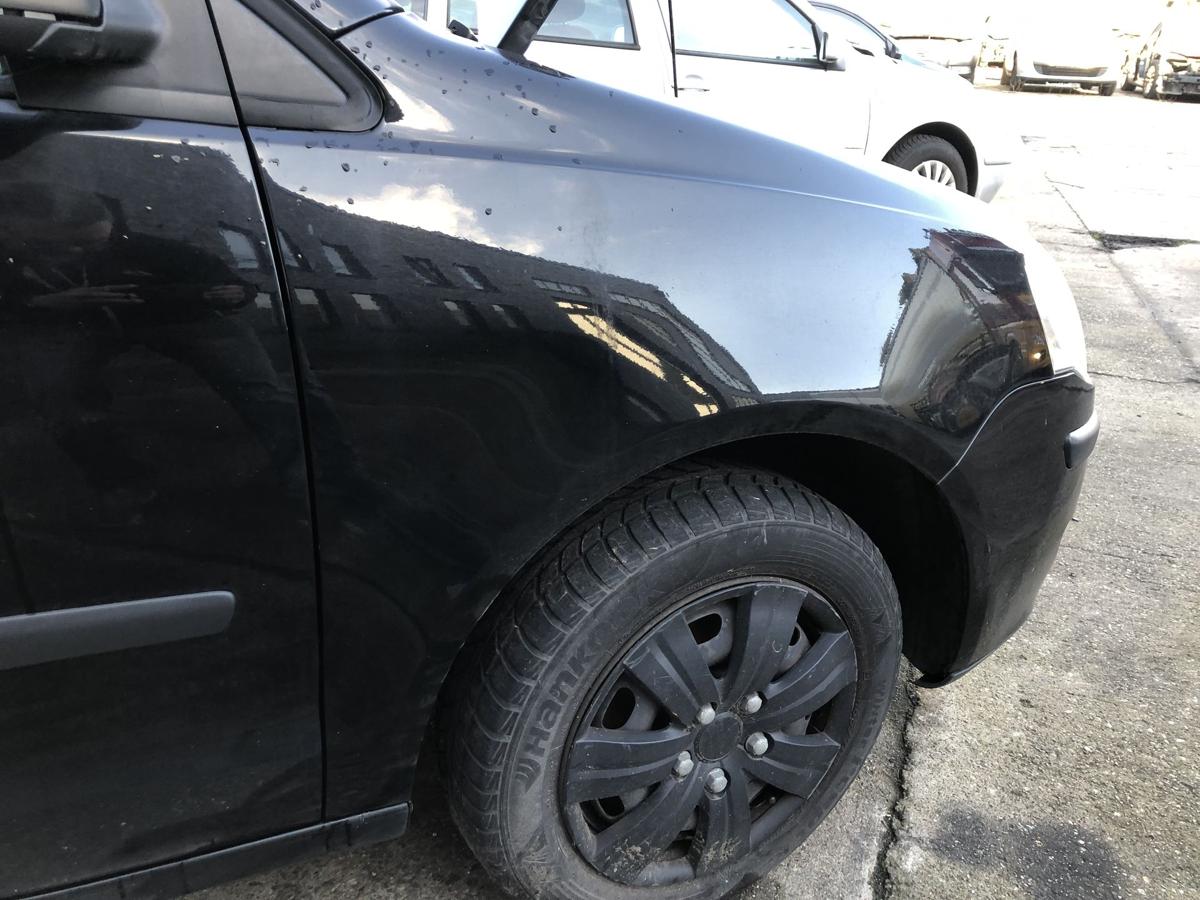 VW Polo 9N3 ab 05 Kotfl&uuml;gel vorn rechts Fender L041 Brillantschwarz