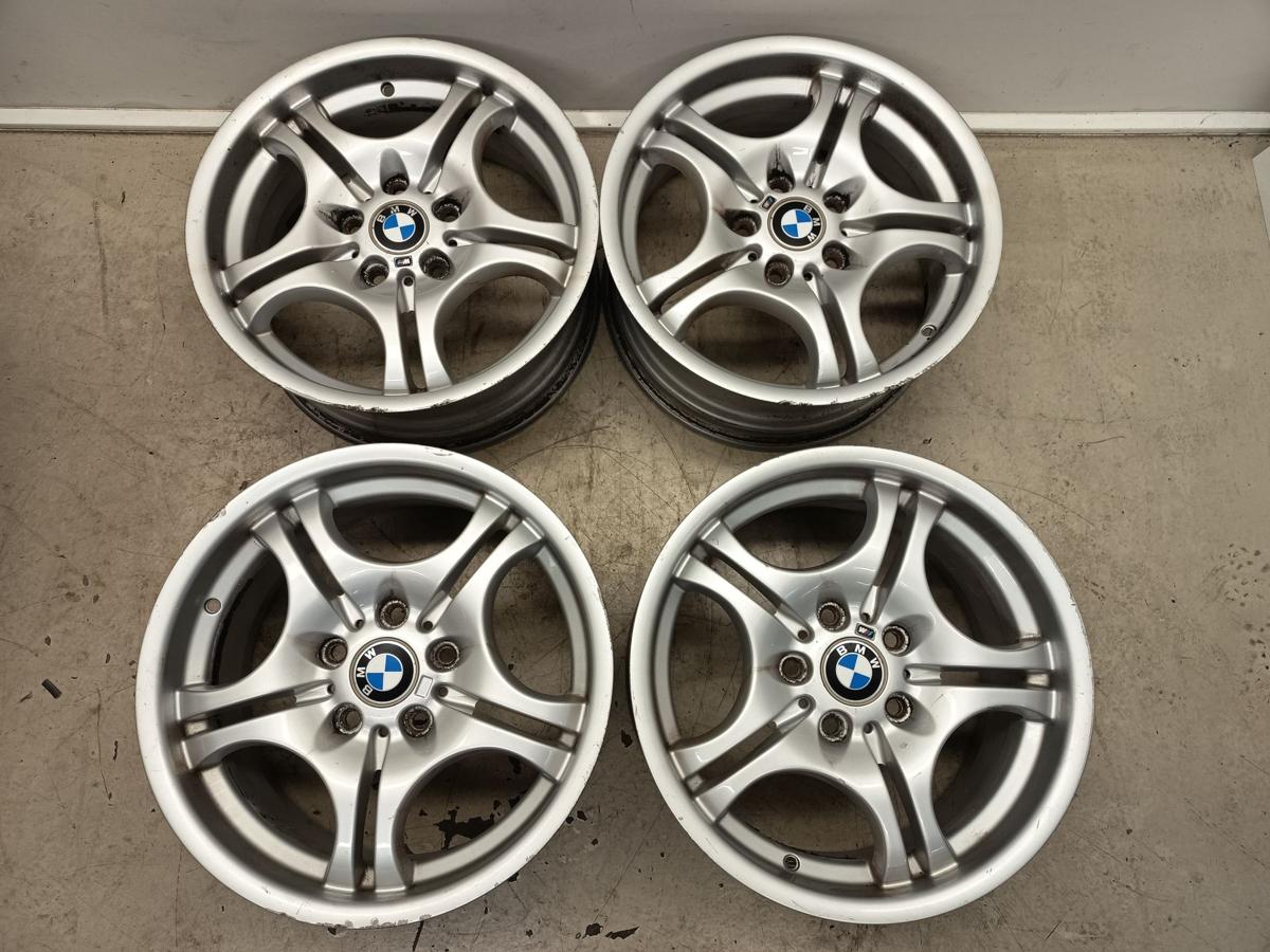 BMW 3-ER E46 orig Satz Alufelgen M Design 7,5x17 ET 41 8,5x17 ET50 Bj 2002