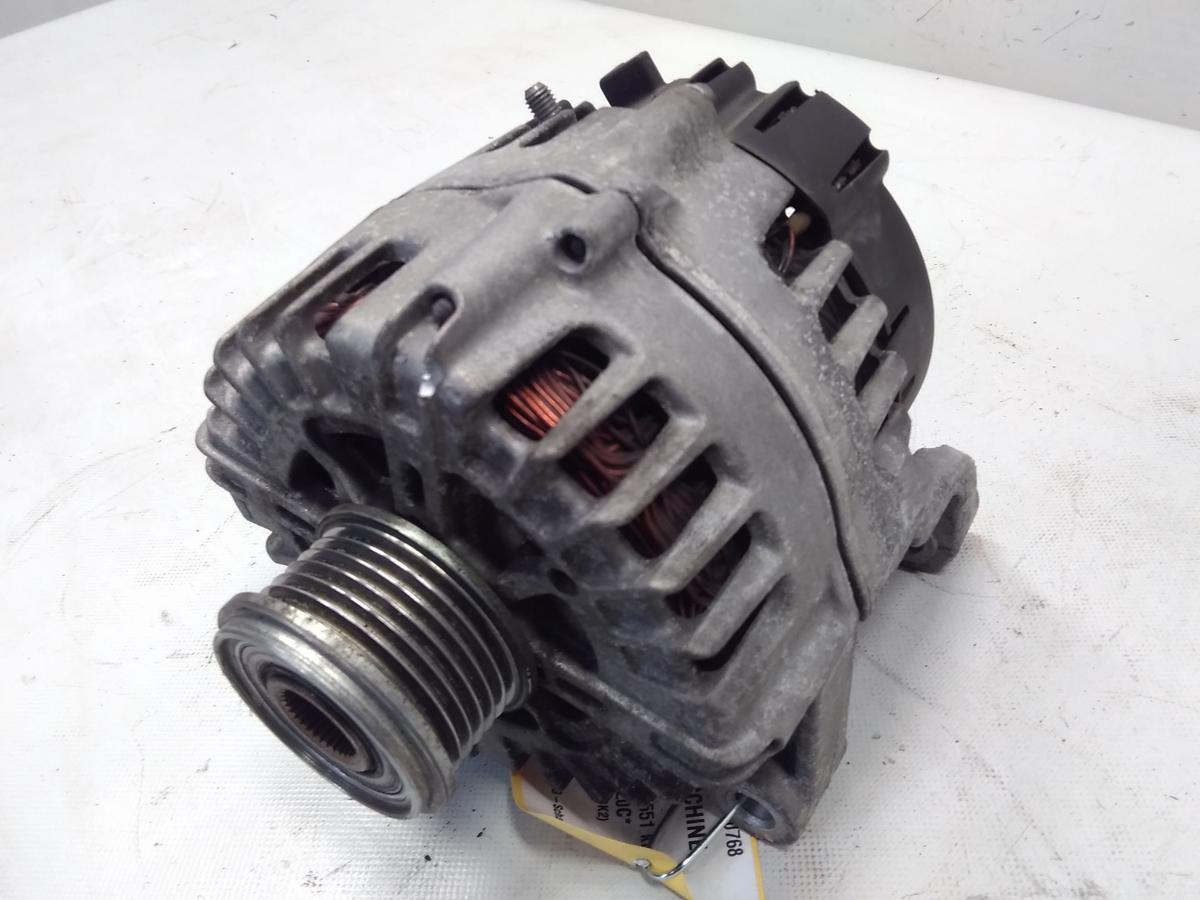 BMW 1er F21 original Lichtmaschine Generator 8519890 Valeo 2.0TD 85kw BJ2013