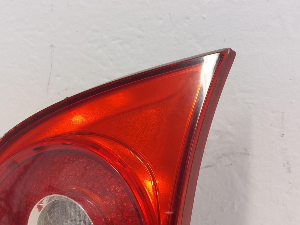 VW Golf V 5 1K Rückleuchte Schlussleuchte Rücklicht hinten innen rechts