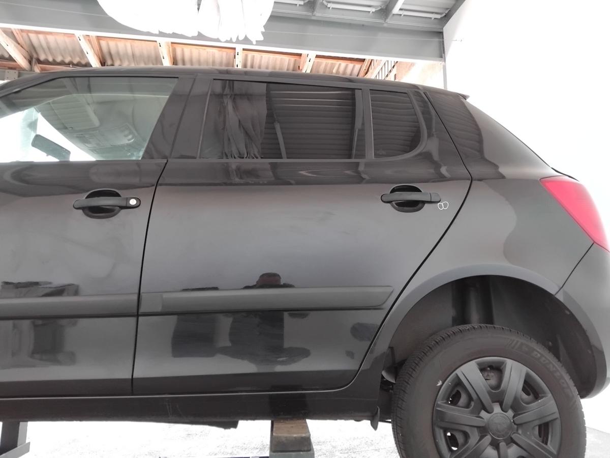 Skoda Fabia 2 T&uuml;r hinten links LF9R Blackmagic Limo 5-t&uuml;rig BJ2011