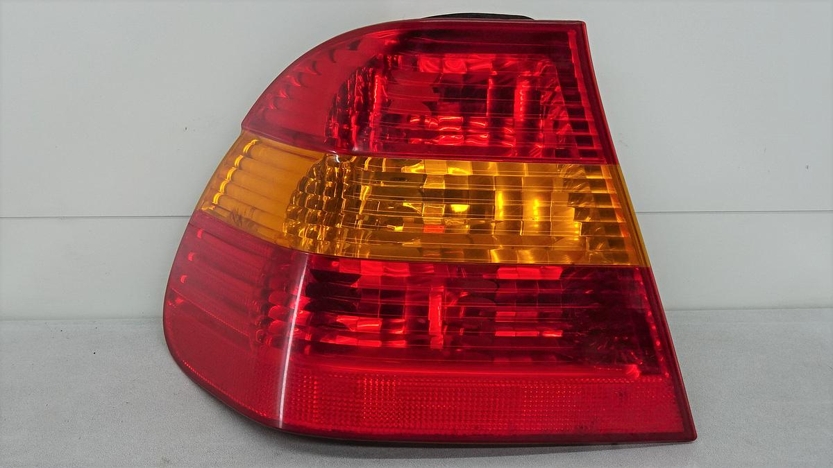 BMW E46 Rückleuchte Rücklicht außen links Bj2004 694653301 4- Türig 3er