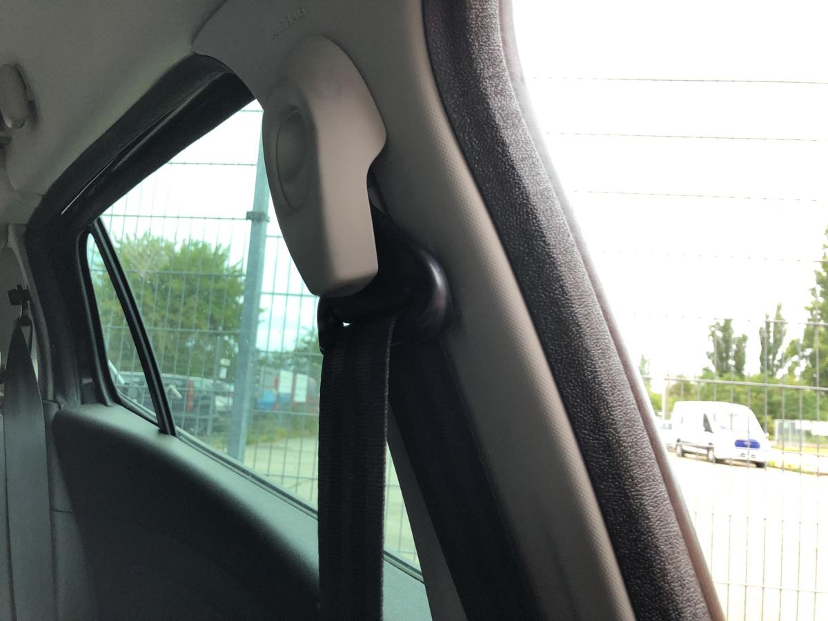 Renault Megane 3 III GT Grandtour Sicherheitsgurt vorn links Gurt Anschnallgurt