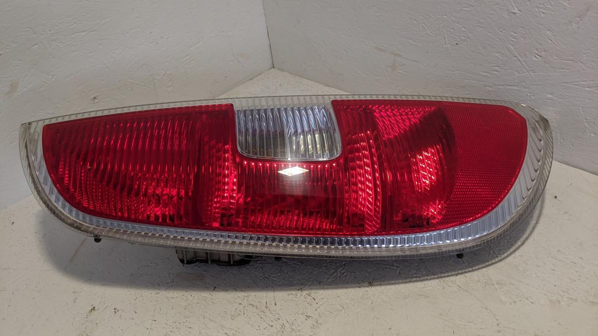 Skoda Roomster 5J Rückleuchte Schlussleuchte Rücklicht Lampe hinten links