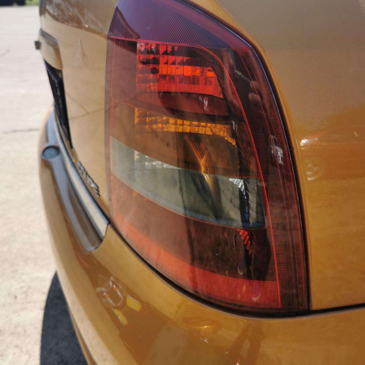 Opel Astra G Coupe Rückleuchte Rücklicht Schlussleuchte Lampe hinten rechts