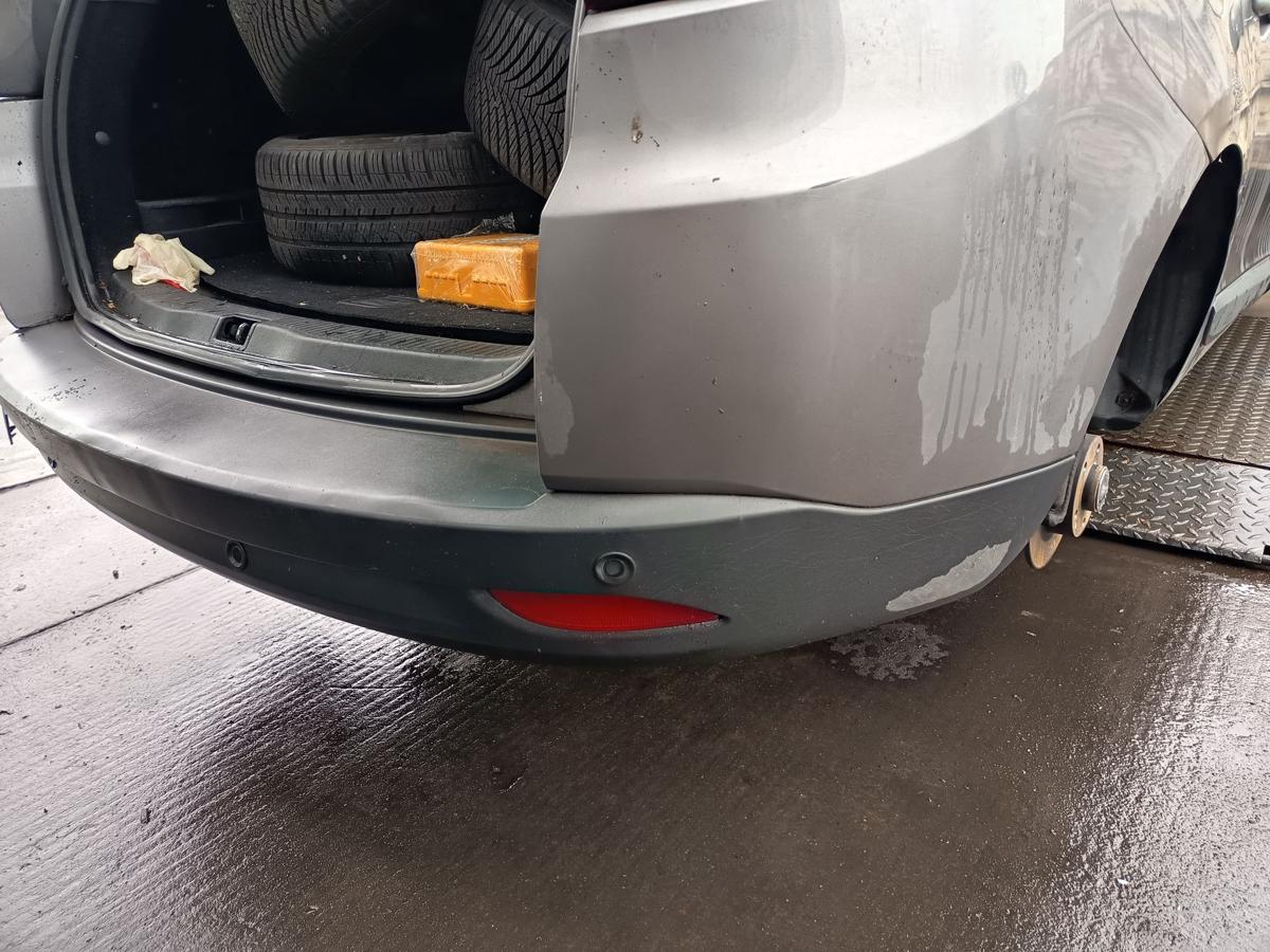 Renault Megane III Kombi orig Sto&szlig;stange hinten PDC TEKNG grau Bj 2010