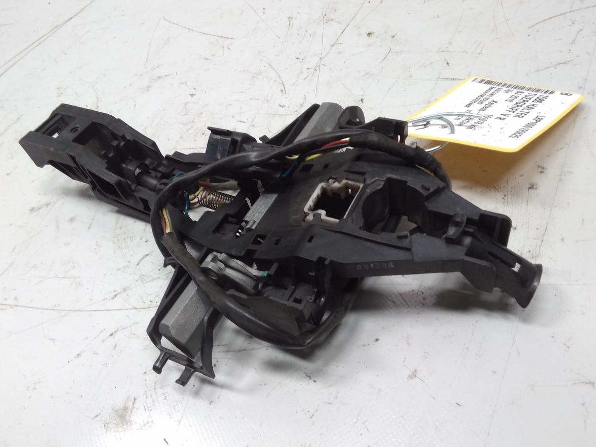 Volvo V70 III original Halter Konsole Türgriff vorn rechts für Keyless Bj.2010