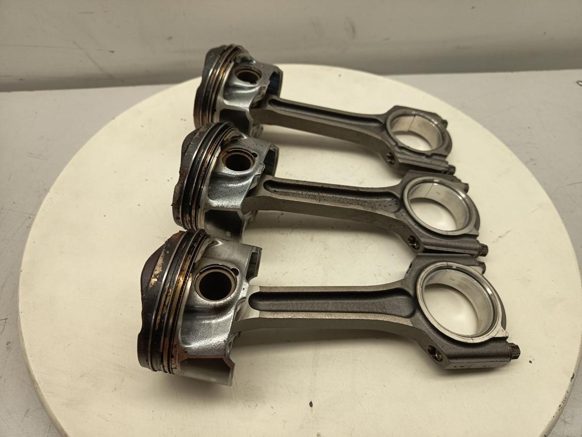 Ford Focus III DYB original Kolben Satz Kolben 1.0l 74kW Benzin M2DA Bj 2012