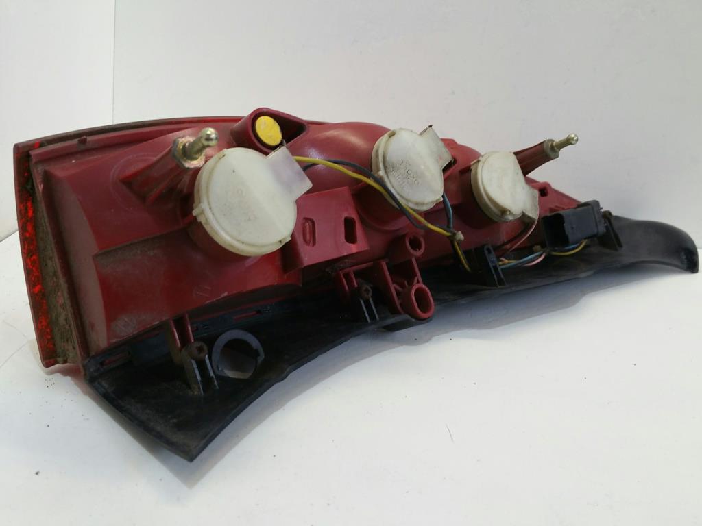 Citroen C5 Typ_R Bj.05 orig. Rückleuchte unten links Kombi ab 04