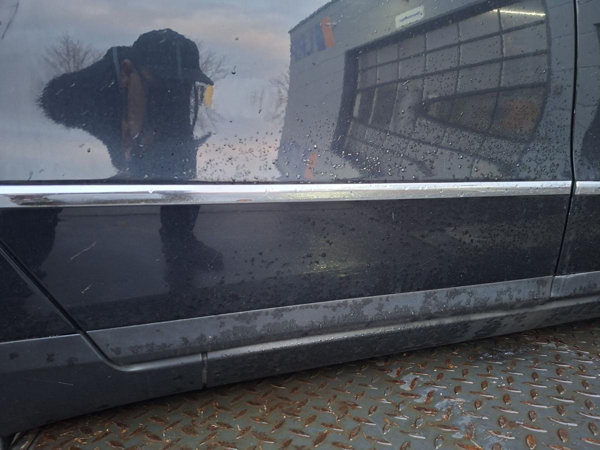 VW Passat 3C Variant original T&uuml;r hinten rechts ROH 041 brillantschwarz