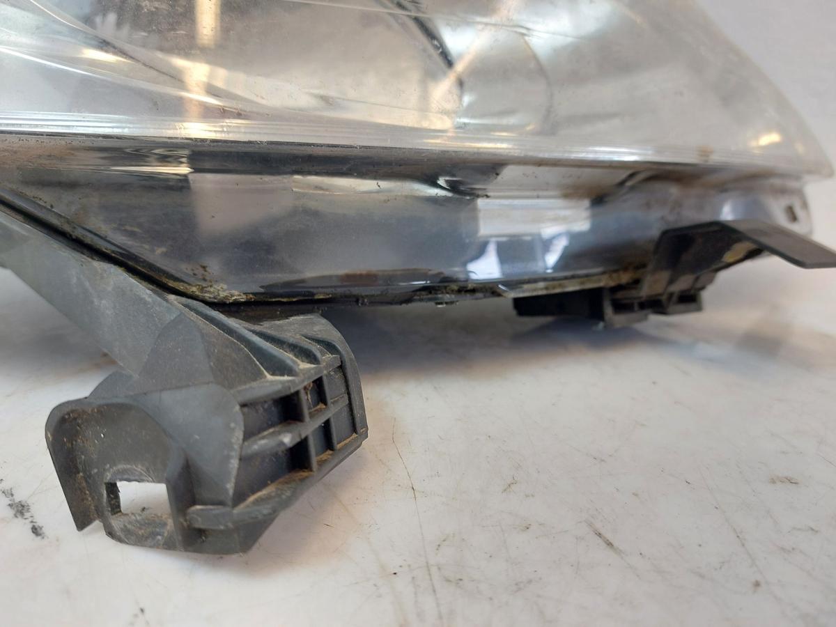 Peugeot 107 Typ P Scheinwerfer rechts Hauptscheinwerfer Lampe Trübung Valeo OE