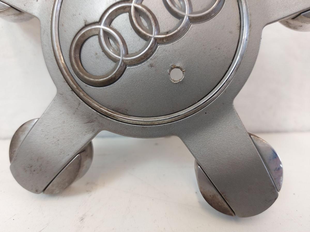 Audi A3 8V Sportback Nabelkappe Radbolzenabdeckung Alufelge 17 Zoll OEM