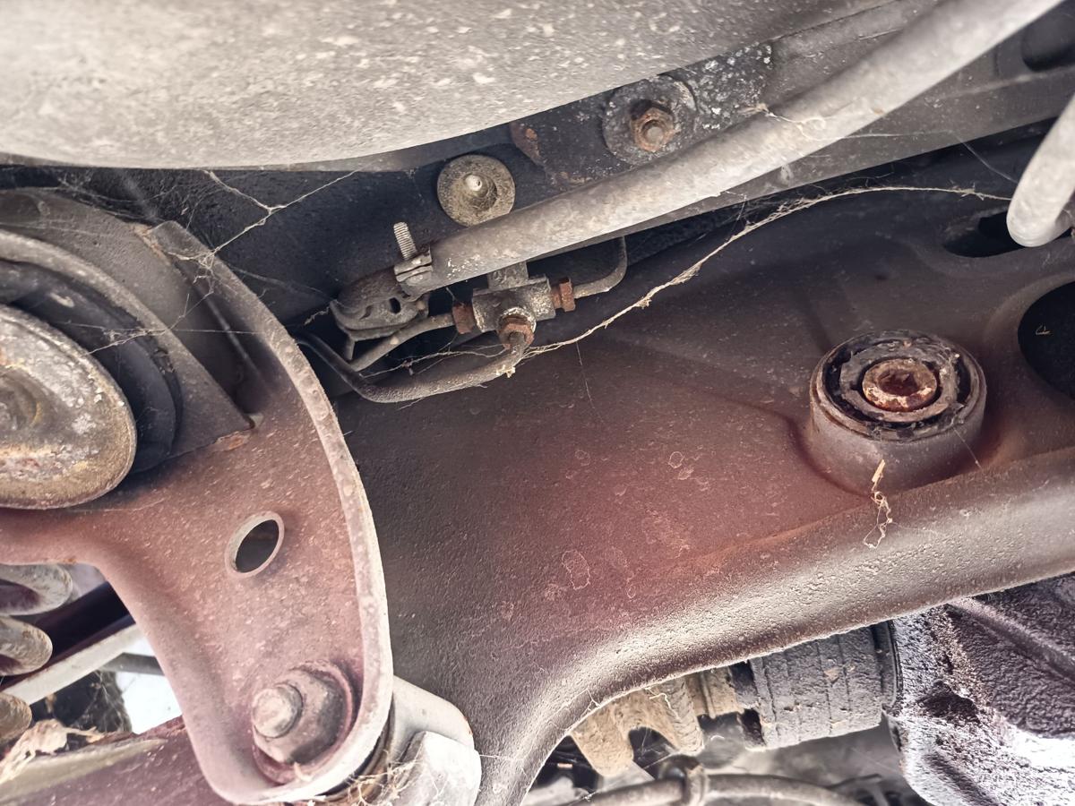 Mercedes S124 original Hinterachse Tr&auml;ger 2,3l 97kW 223Tkm Bj 1988