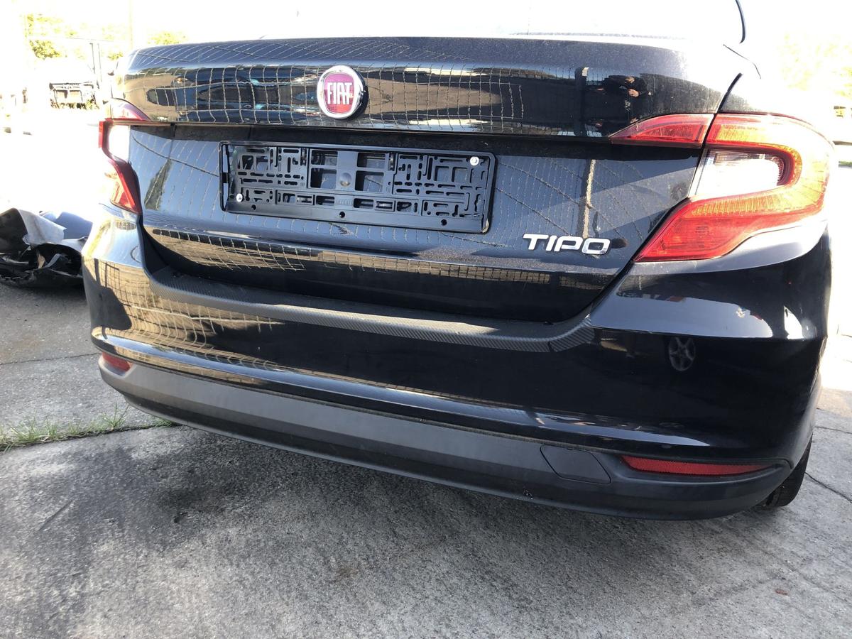Fiat Tipo Typ 356 Stoßfänger hinten Heckschürze Stufenheck 718/A schwarzmet