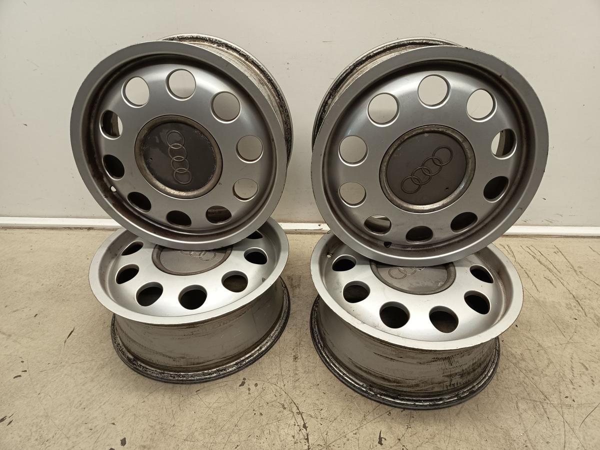 Audi A3 8L original Alufelgensatz Satz Alufelgen 8L0601025E Bj 1999