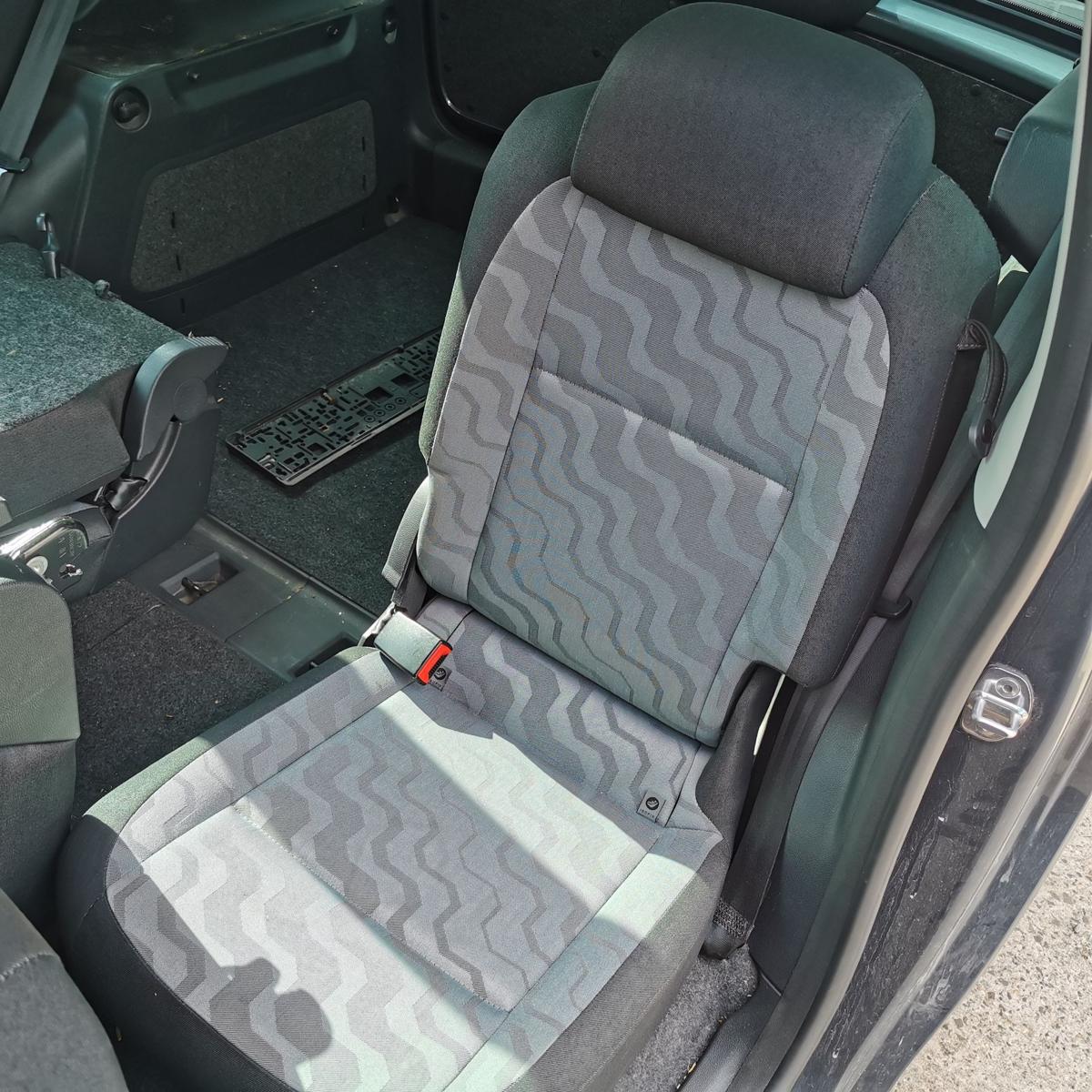 Skoda Roomster 5J Einzelsitz Sitz Rücksitz Autositz hinten links Stoff