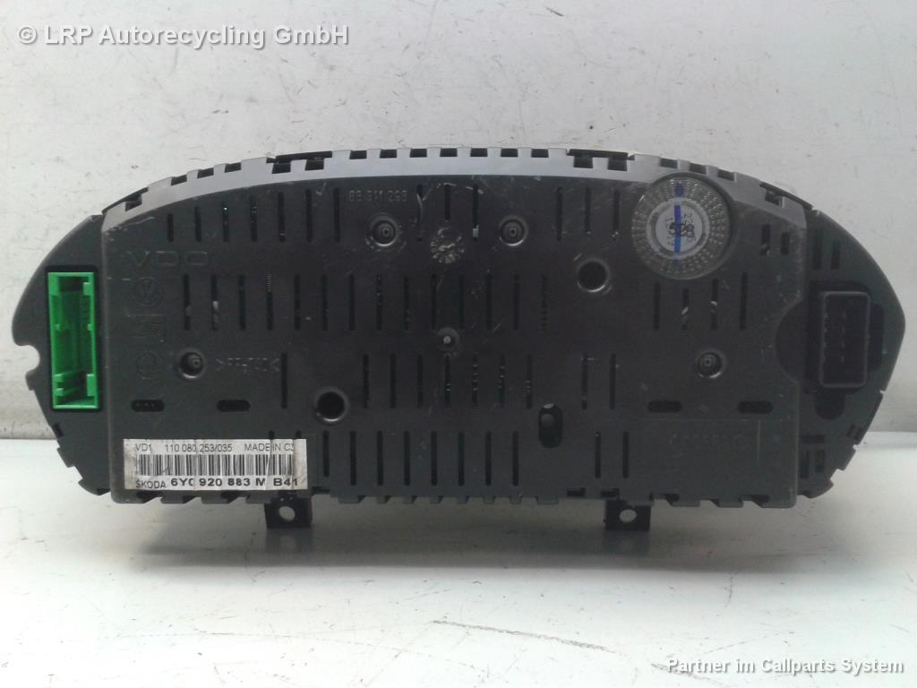 Skoda Fabia 6Y 1,2 47KW Bj.2006 original Kombiinstrument Tacho 6Y0920883M