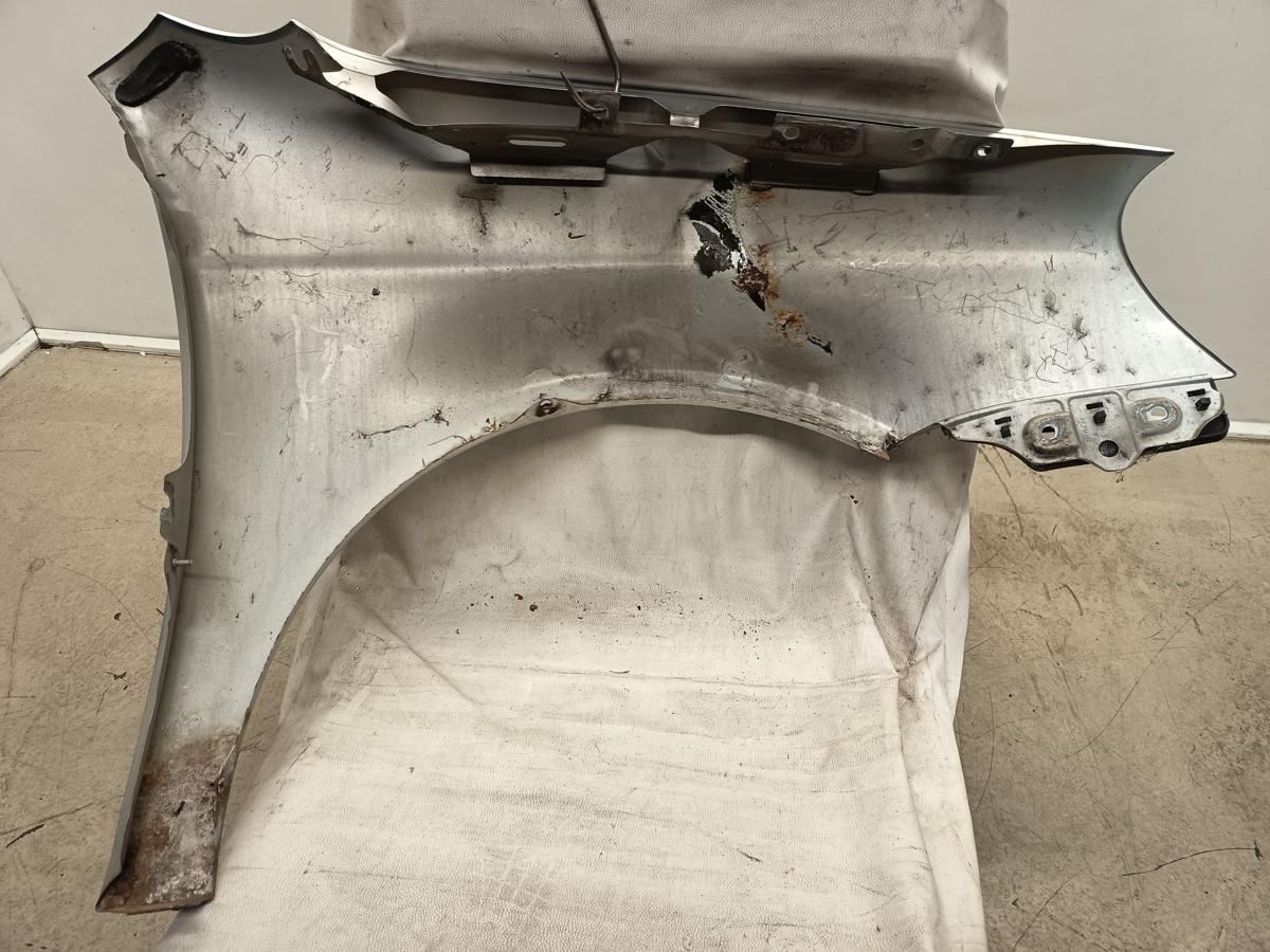 VW Golf V 1K5 Variant Bj 2008 original Kotflügel links LA7W Reflexsilber