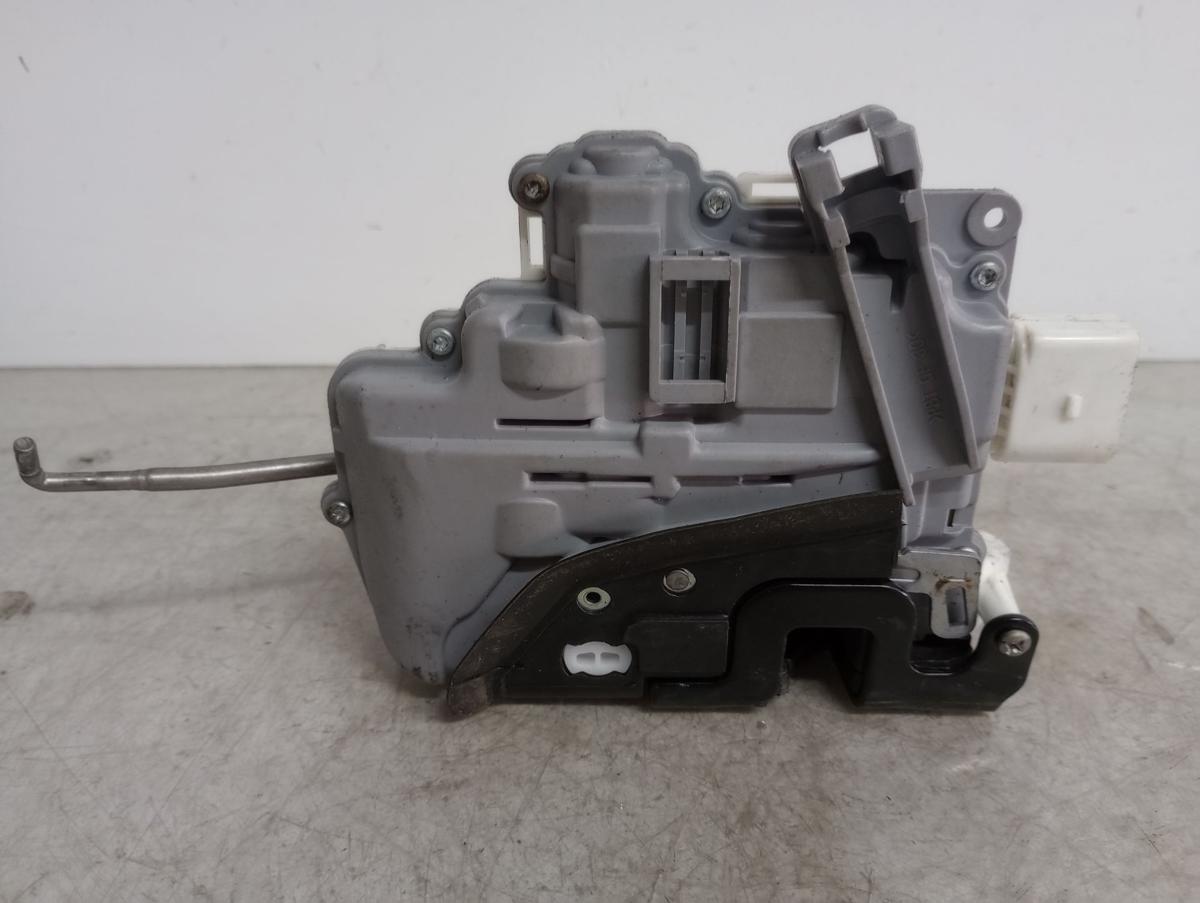 Audi A3 8PA original Türschloss vorn links Fahrer Bj 2007