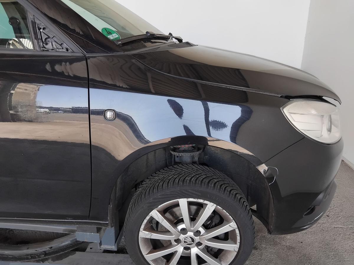 Skoda Fabia 2 5J Facelift original Kotflügel vorn rechts LF9R Blackmagic BJ2014