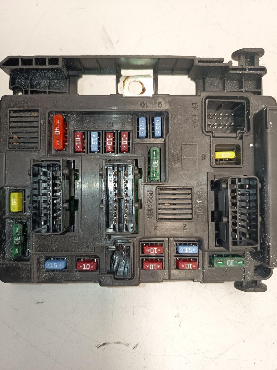 Citroen C5 Kombi original Steuerger&auml;t Bordnetz BSM Motor Bj 2002