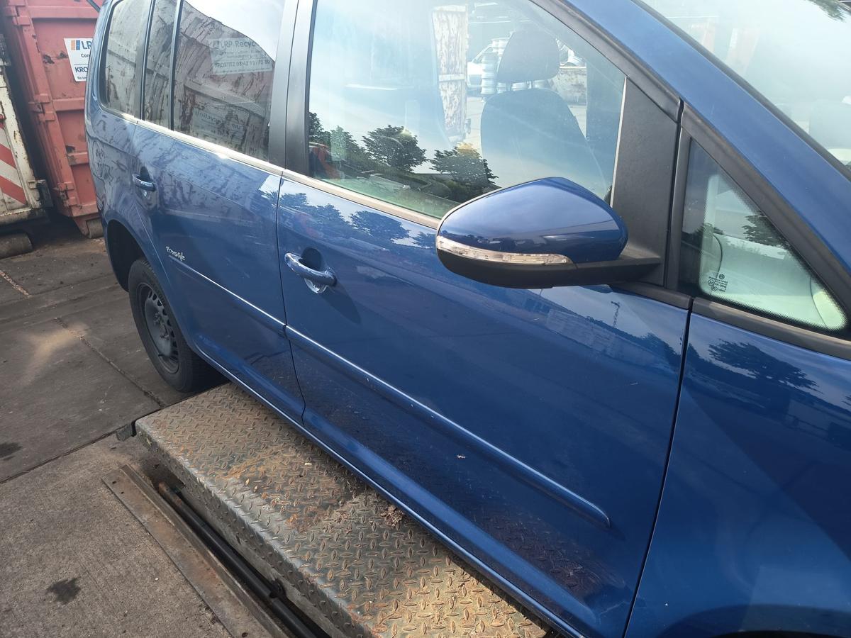 VW Touran GP 1T original T&uuml;r vorn rechts Beifahrer Rohbau L5M Indienblau Bj 2009