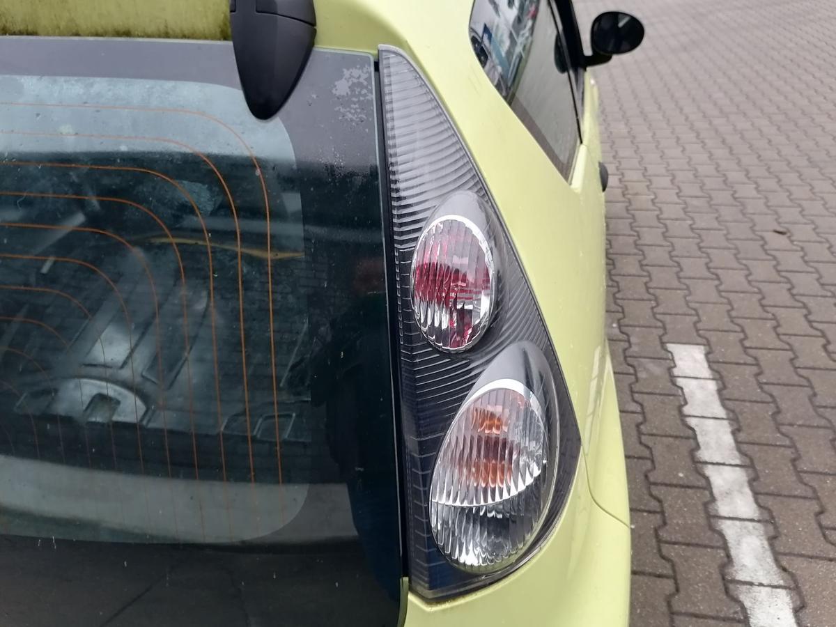 Citroen C1 Rücklicht Heckleuchte rechts BJ05-08