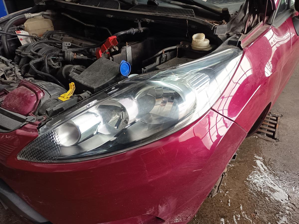 Ford Fiesta MK7 original Scheinwerfer links vor Facelift Baujahr 2009