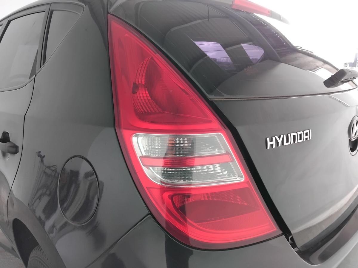 Hyundai i30 FD original R&uuml;ckleuchte Heckleuchte links Flie&szlig;heck BJ2008