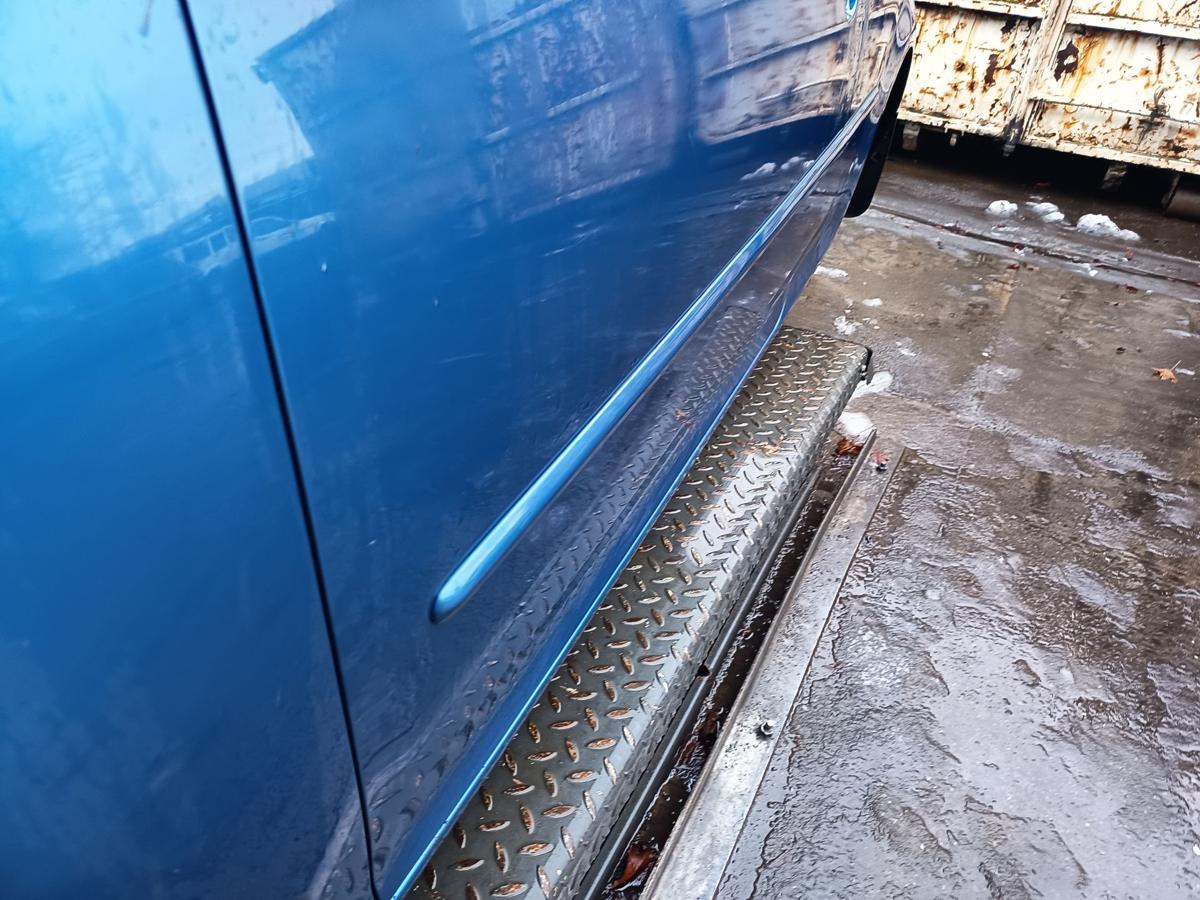 VW Golf V original T&uuml;r links Fahrer A5K Olympiablau Bj 2007