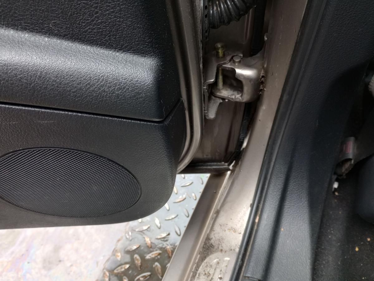 Peugeot 407 Limo orig Rohtür hinten links Fond KDA Erlengrau met Bj 2006