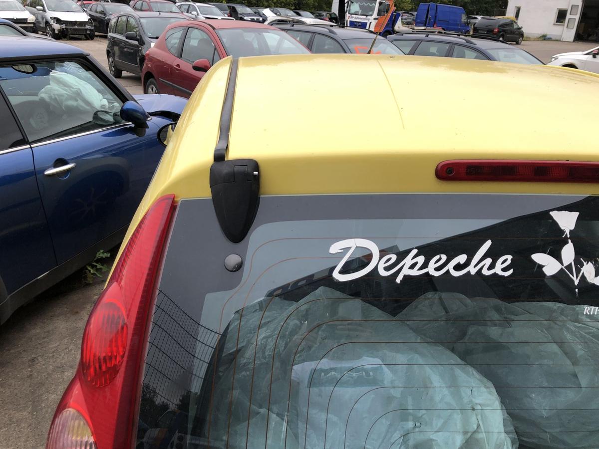 Peugeot 107 Typ P Heckscheibe Heckklappe heizbar Heckdeckel Glas Kofferklappe