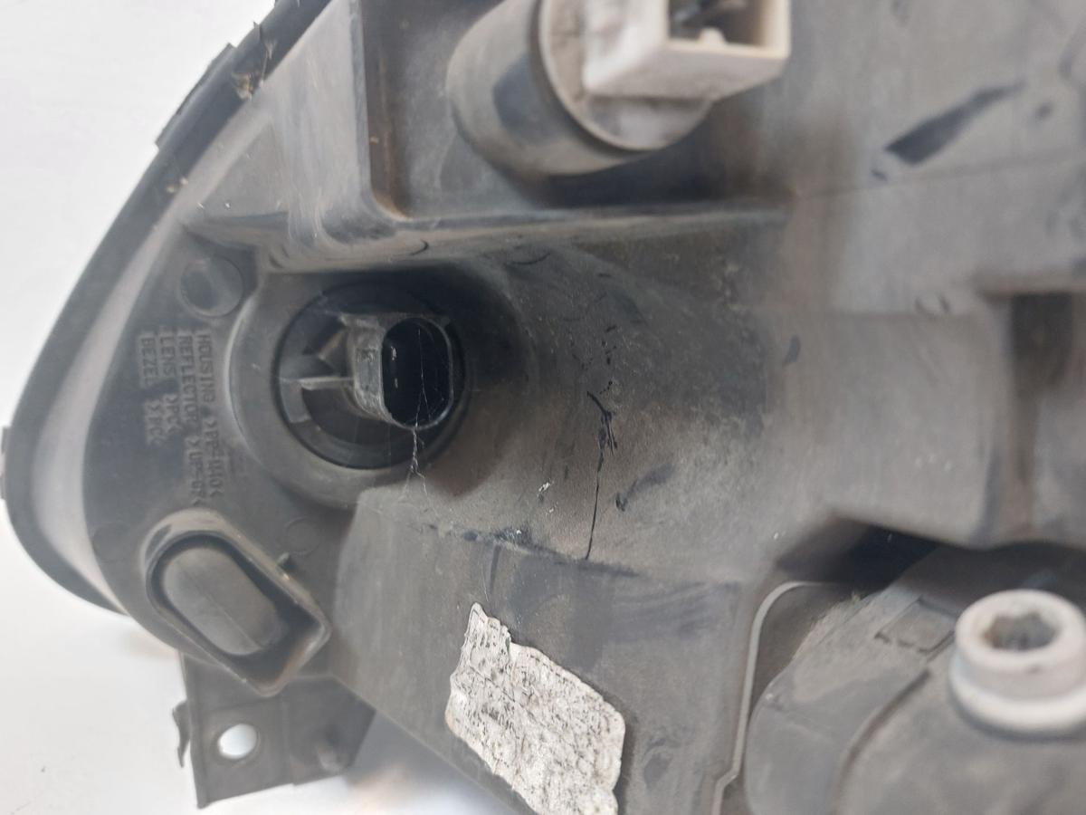 VW Fox 5Z Scheinwerfer Hauptscheinwerfer Frontscheinwerfer rechts Einzelstecker