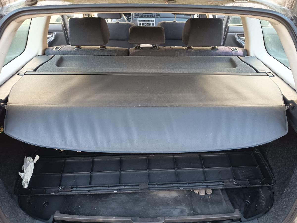 Toyota Corolla E12 Kombi original Laderaumabdeckung Rollo schwarz Bj 2003
