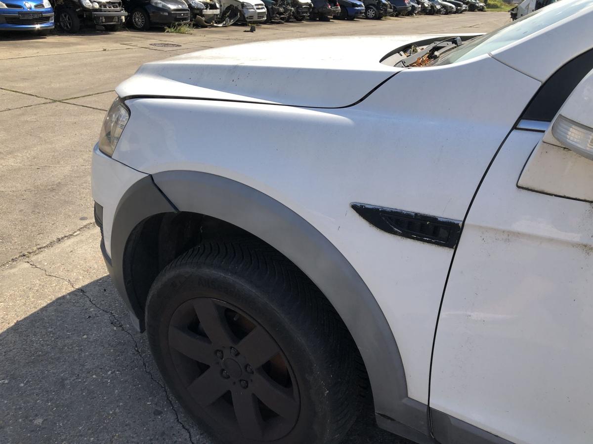 Chevrolet Captiva ab 2011 Kotfl&uuml;gel vorn links Fahrerseite Seitenwand GAZ weiss