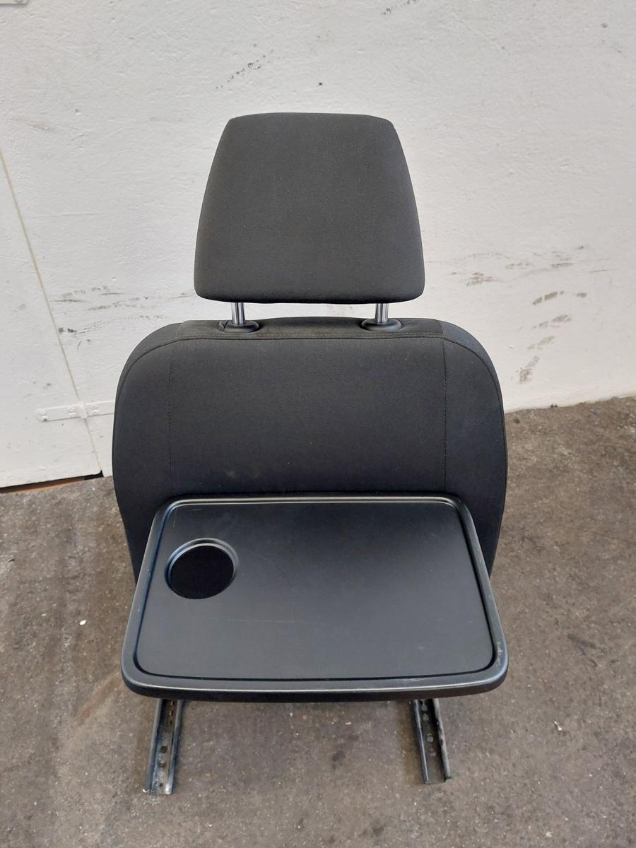 VW Golf Plus 2 II 5M Sitz vorn links Fahrersitz Stoff Alcantara mit Heizung