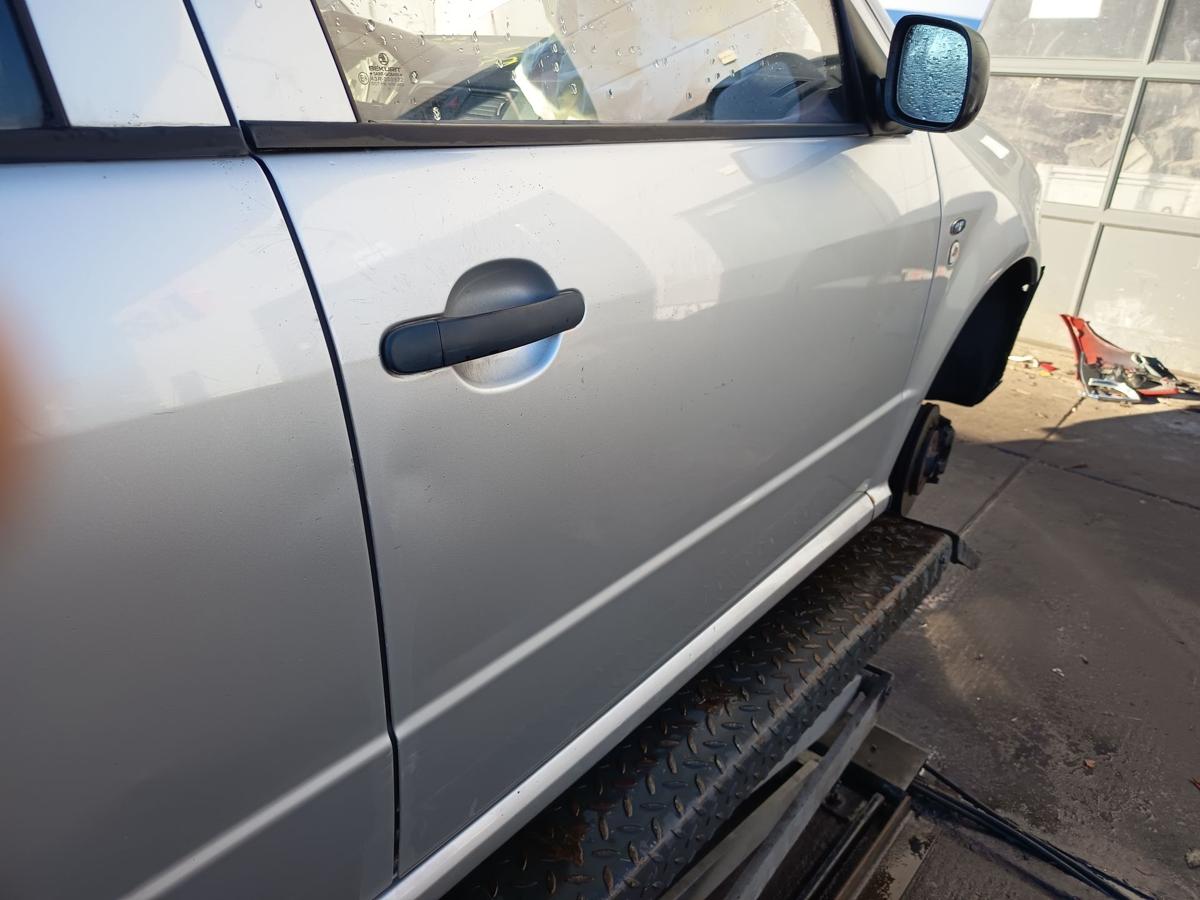 Skoda Fabia 6Y original T&uuml;r vorn rechts Beifahrer Rohbau F7T Diamantsilber Bj 02