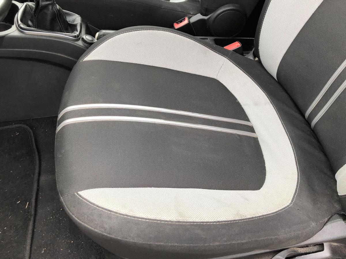 Fiat Grande Punto 199 Sitz vorn links Fahrersitz Stoff ohne Heizung nur 3trg