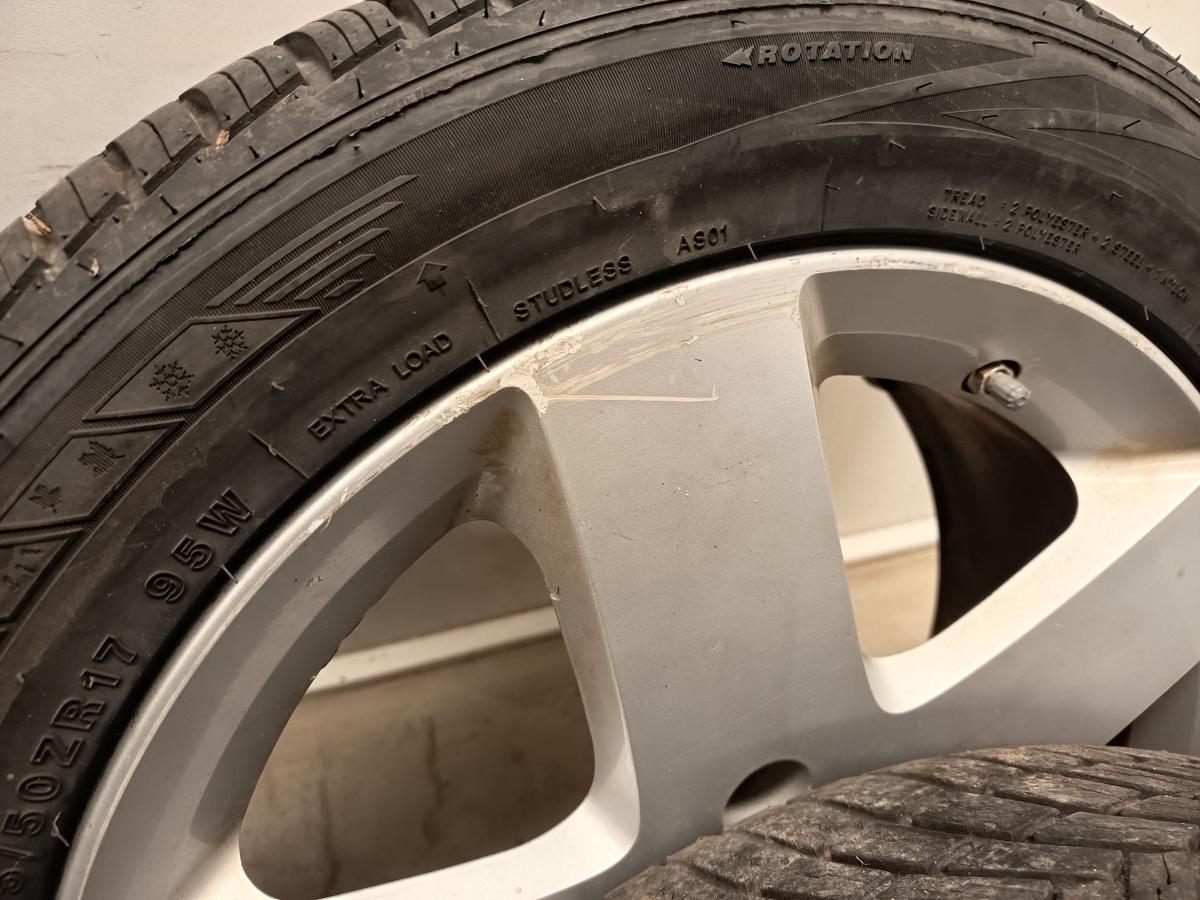 Chevrolet HHR original Satz Alufelgen 6,5x17 ET42 9595416 Reifen 215/50R17 Bj 08