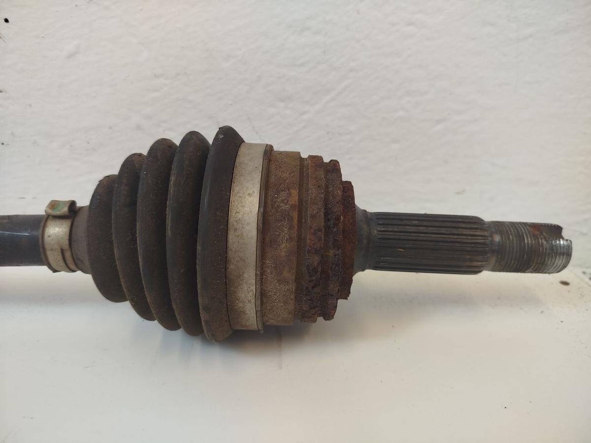 Citroen C1 Typ PS Antriebswelle Gelenkwelle vorn rechts 1.0 53kw OEM