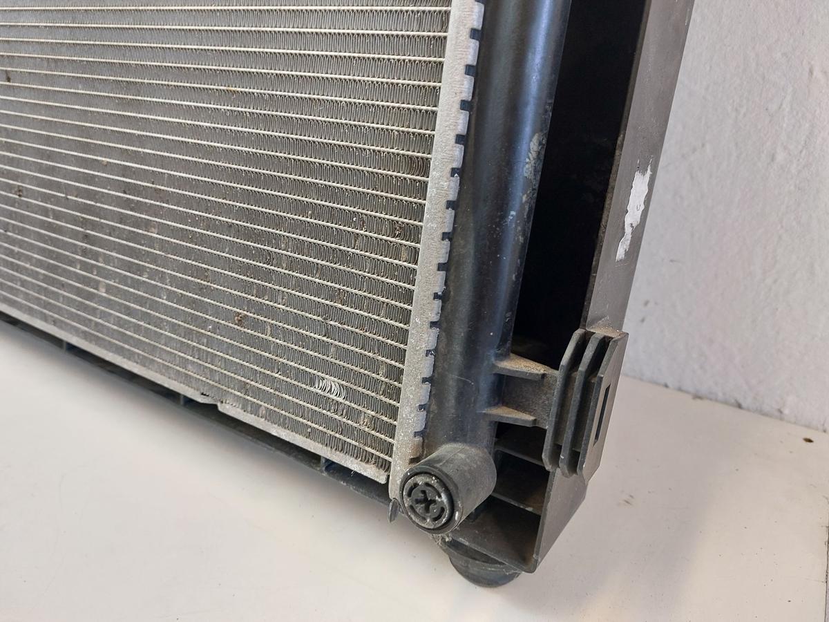 Omoda 5 EV Elektro K&uuml;hlerpaket mit Wasserk&uuml;hler und Elektrol&uuml;fter L&uuml;fterzarge