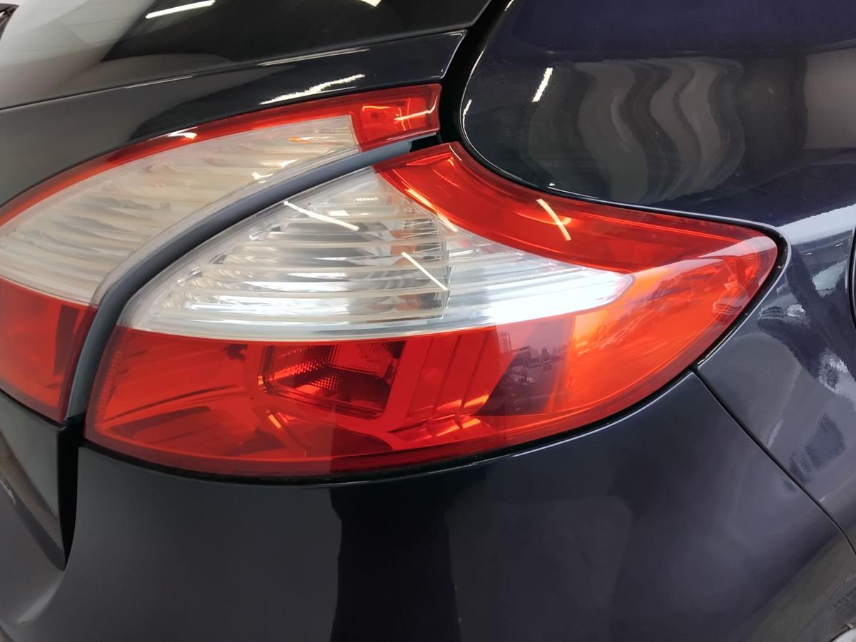 Renault Megane 3 Flie&szlig;heck orig.R&uuml;ckleuchte Heckleuchte rechts au&szlig;en BJ2009 5t&uuml;rig