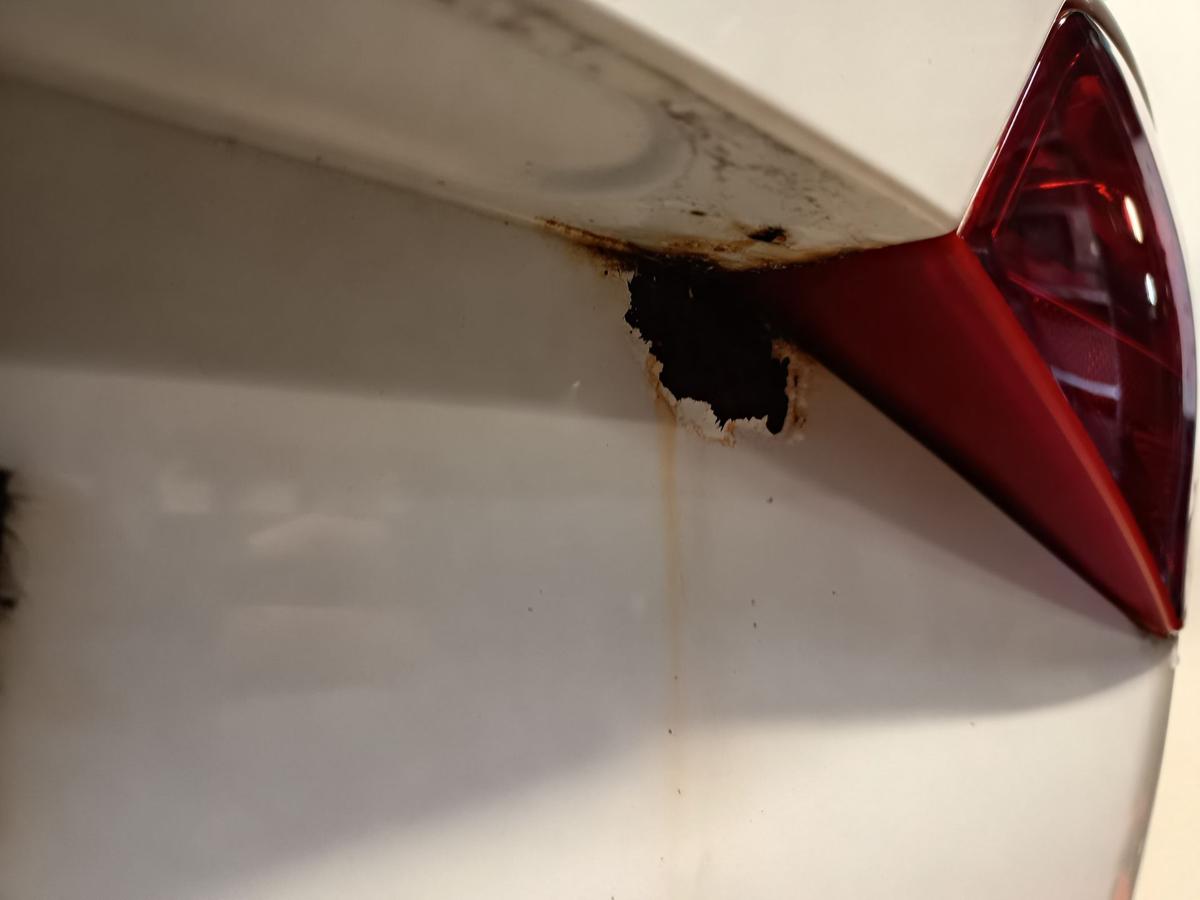 Audi A4 B8 8K Avant original Heckklappe mit Scheibe Y9C Ibisweiss Bj 2008