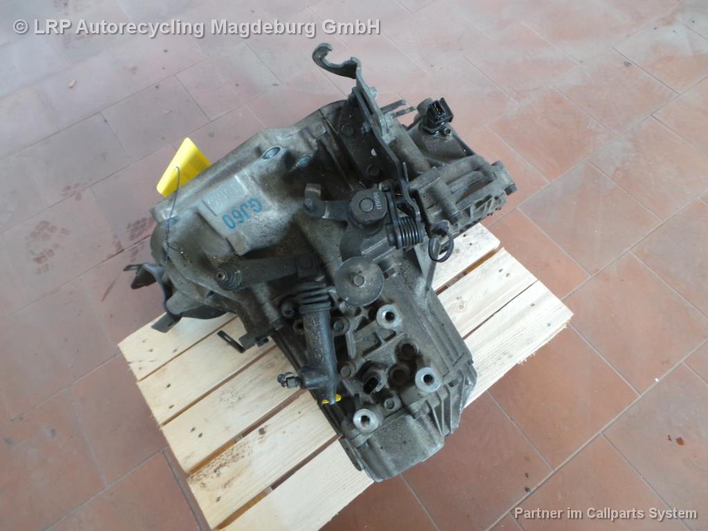 Getriebe Schaltgetriebe 5Gang J51873 KIA Cerato FE 5trg Bj06