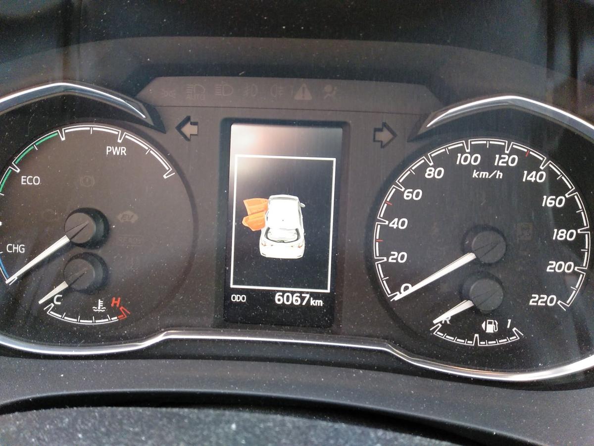 Toyota Yaris 3 Hybrid XP13 Phase 3 original Tacho Kombiinstrument Armatur Bj2020
