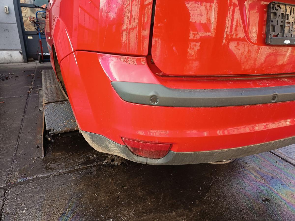 Ford Focus II Flie&szlig;heck original Sto&szlig;stange hinten Colorado Rot Bj 2005