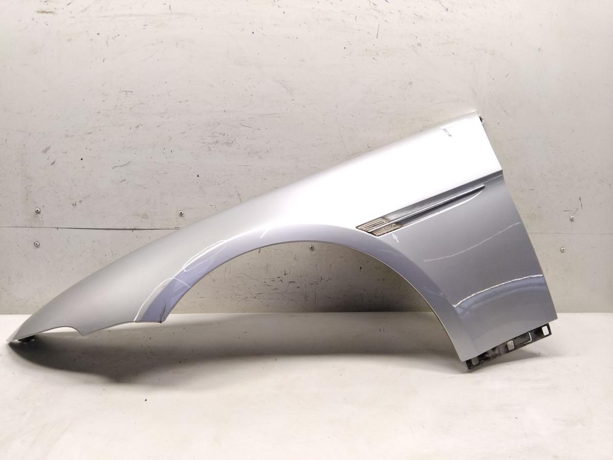 BMW 6er E63 E64 original Kotfl&uuml;gel links titansilbermetallic besch&auml;digt Bj.2006