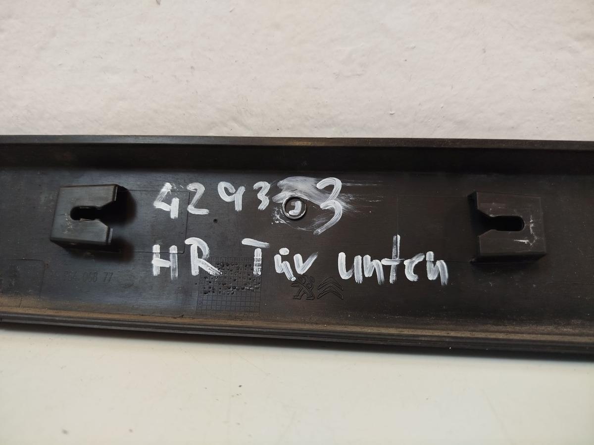 Peugeot 2008 I CU ab16 Zierleiste unten Tür hinten rechts Abschlussleiste