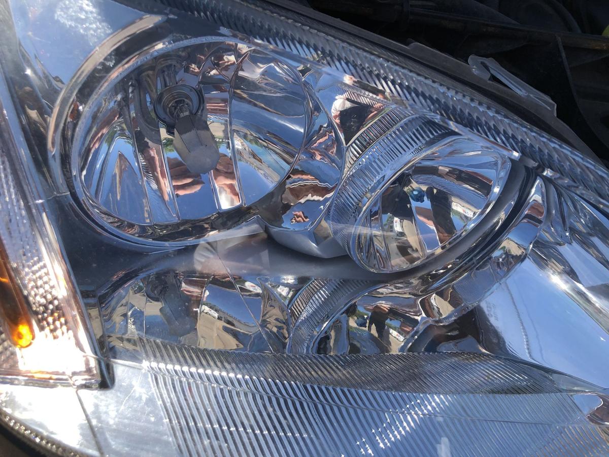 Ford Focus C Max DM2 Scheinwerfer vorn rechts Hauptscheinwerfer DEPO bis 07